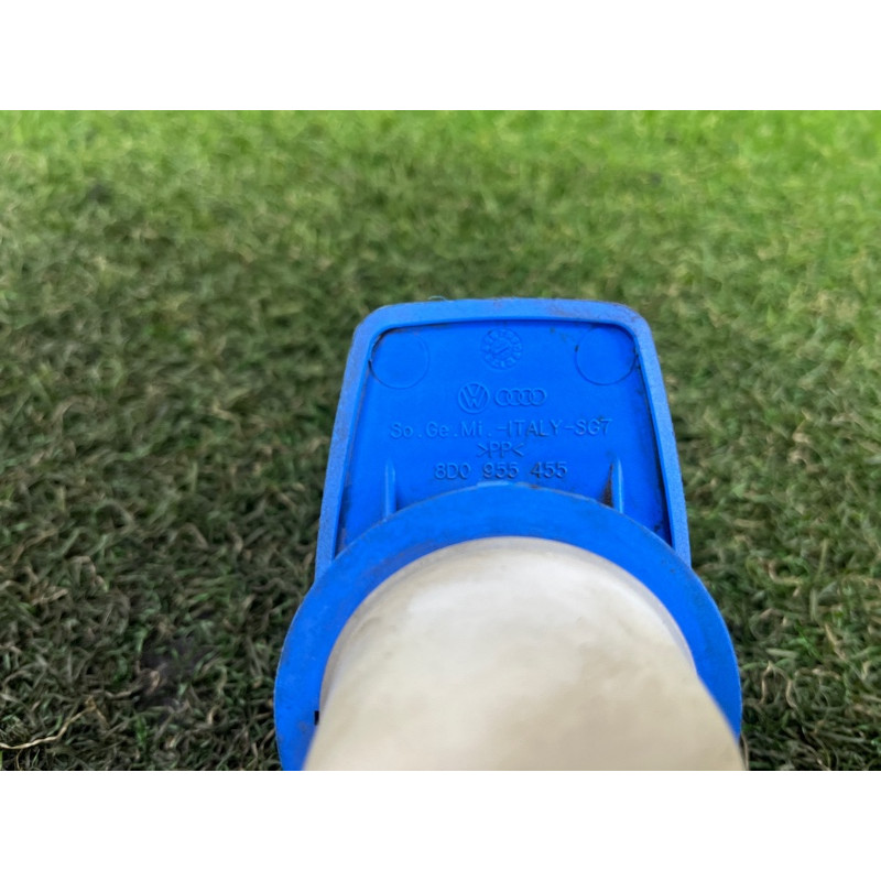 Горловина бачка омывателя (кузов и элементы) Volkswagen Amarok 2H 2012 2.0 2H0955463