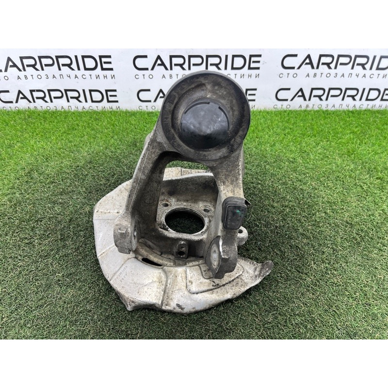 Цапфа подвески (подвеска) BMW X5 E70 2008 3.0 N52N 33326879101