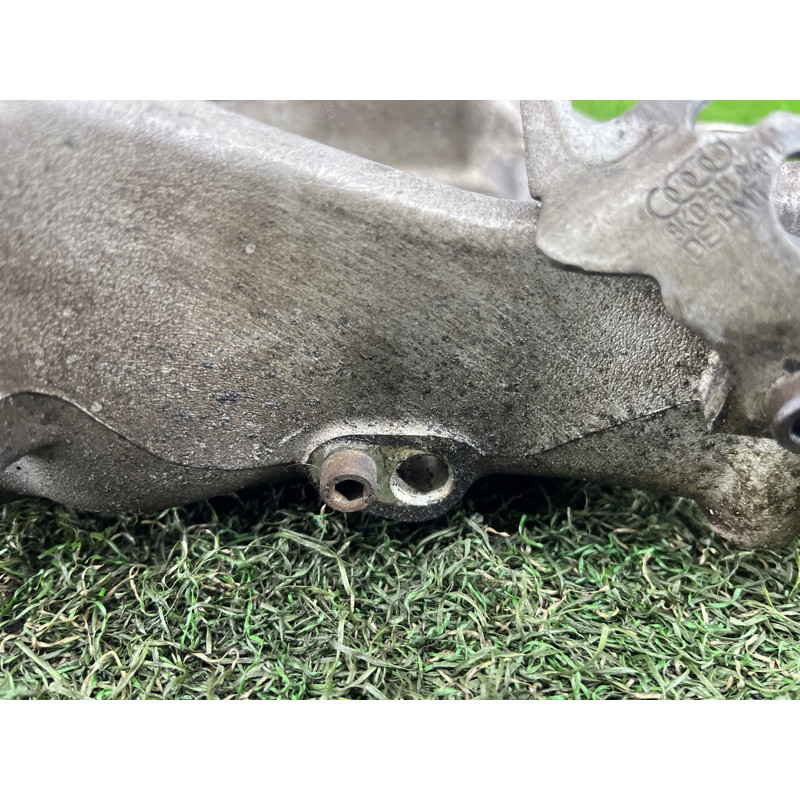 Цапфа подвески (подвеска) AUDI Q5 8R 2012 3.2 CALB 8R0505432F