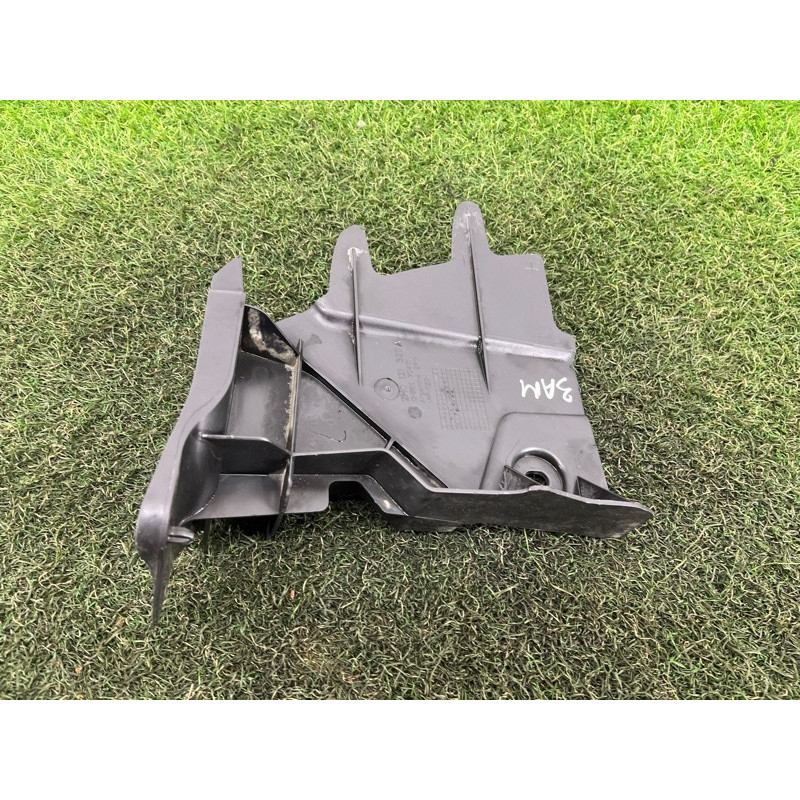 Воздуховод радиатора (кузов и элементы) Volkswagen Amarok 2H 2012 2.0 2H0121329A