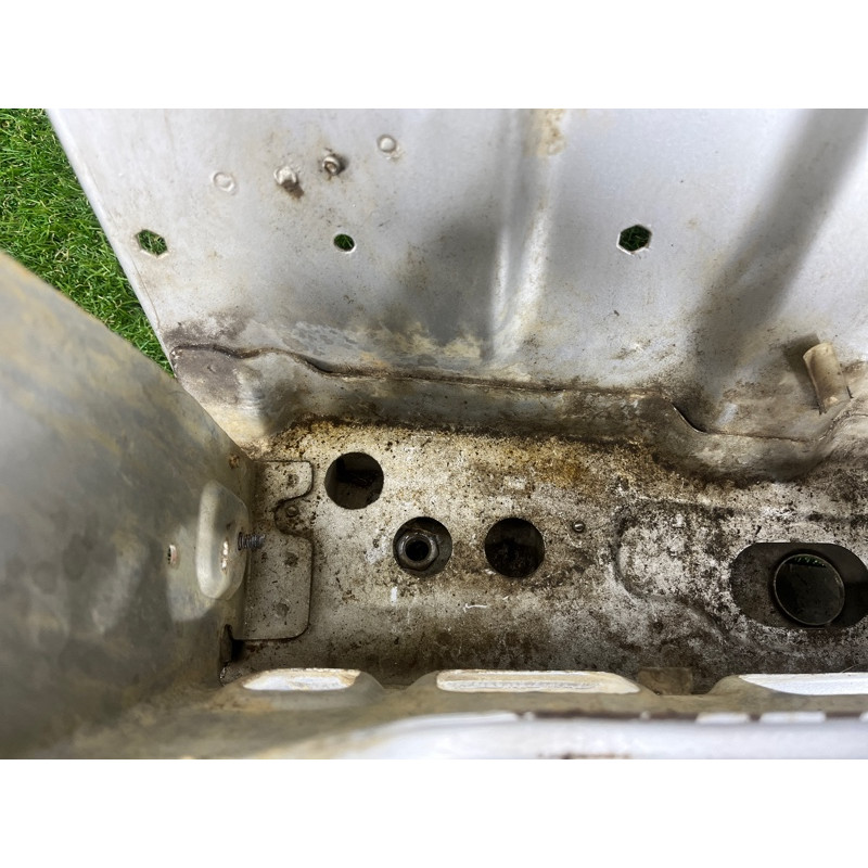 Телевизор (передняя часть кузова) (наружные элементы кузова) Volkswagen Amarok 2H 2012 2.0