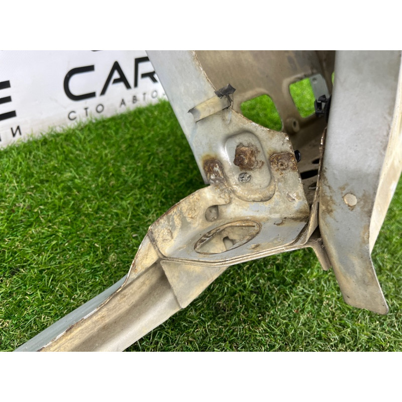 Телевизор (передняя часть кузова) (наружные элементы кузова) Volkswagen Amarok 2H 2012 2.0