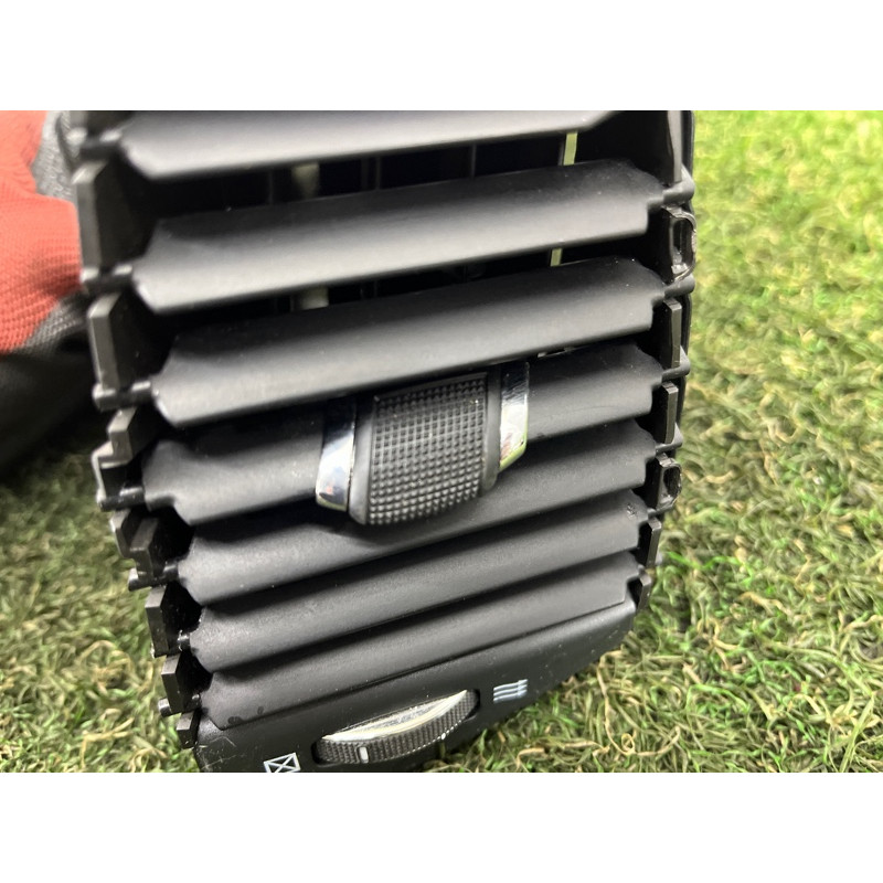 Воздуховод центральный (салон) Jeep Grand Cherokee WK2 2017 3.6 5MT20DX9AA