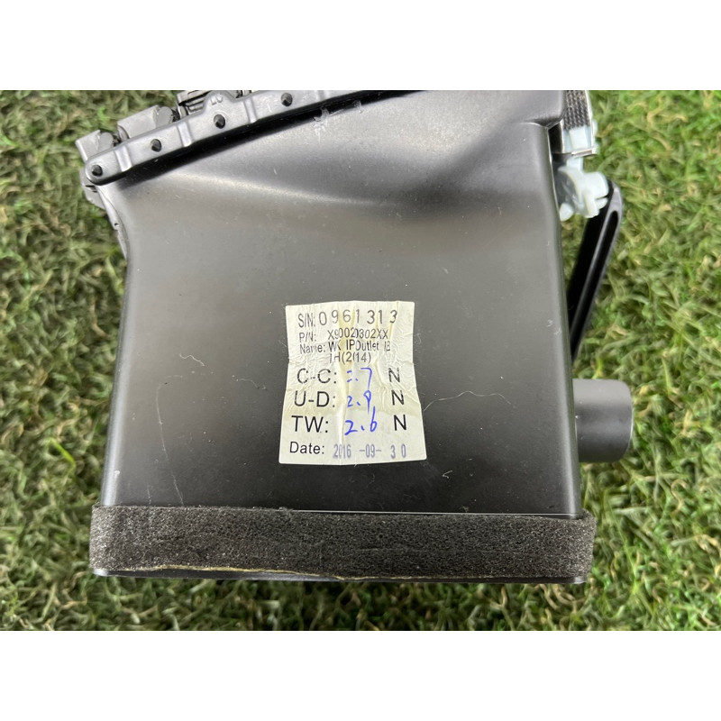 Воздуховод центральный (салон) Jeep Grand Cherokee WK2 2017 3.6 5MT21DX9AA