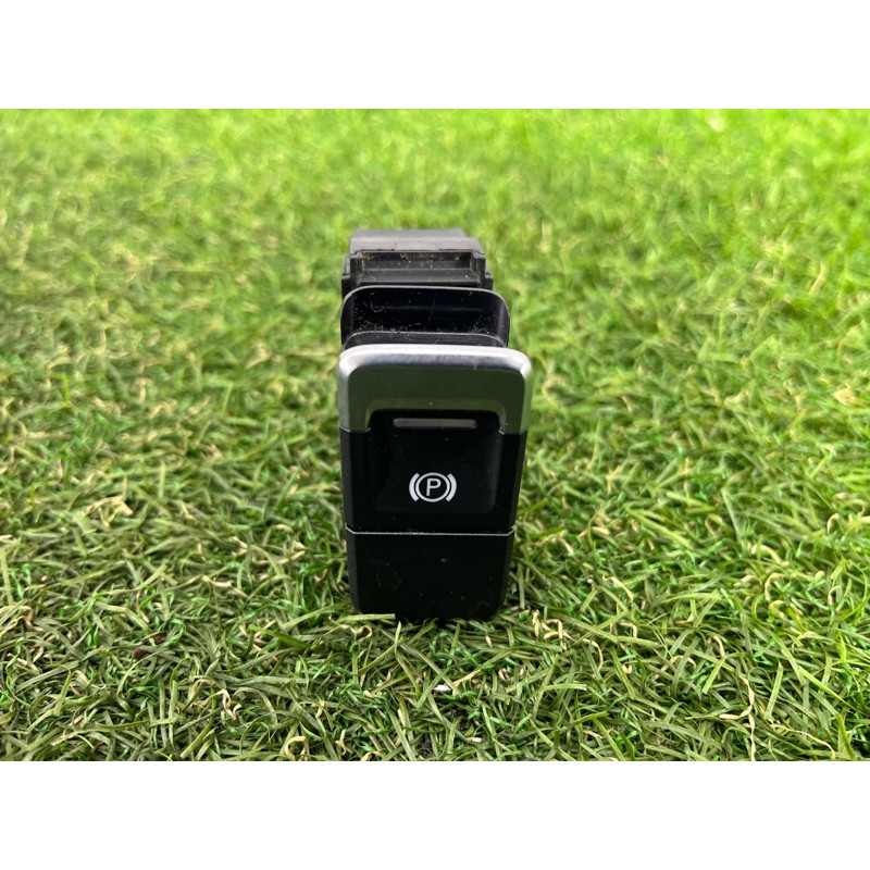 Кнопка стояночного тормоза (электрика / кнопки) Volkswagen Touareg NF 2012 3.6 7P1927225BZJU