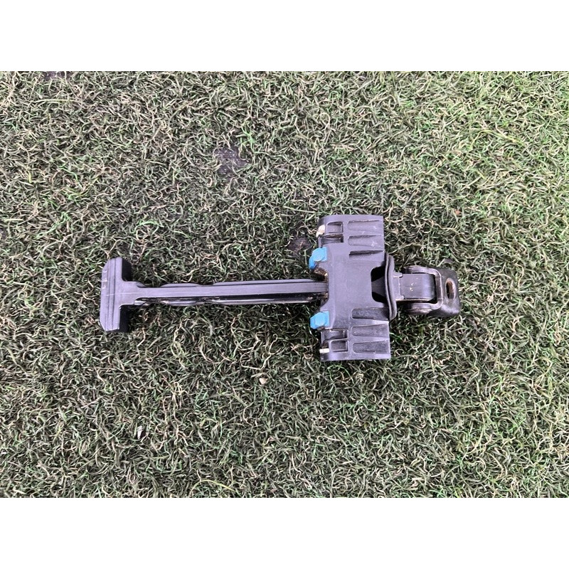 Ограничитель двери (кузов и элементы) Volkswagen Amarok 2H 2012 2.0 tdi 2H7839249