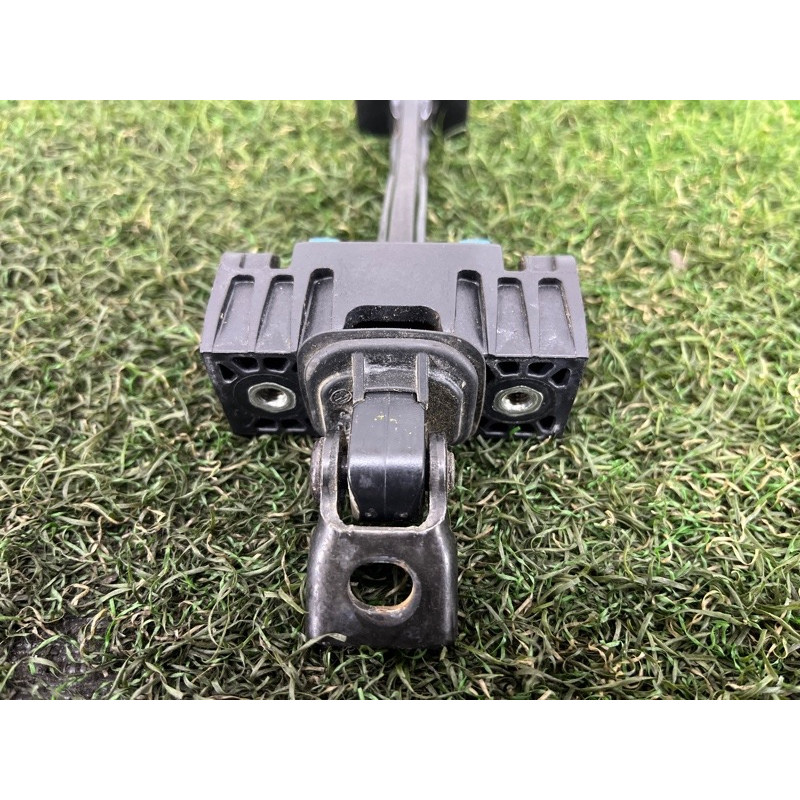 Ограничитель двери (кузов и элементы) Volkswagen Amarok 2H 2012 2.0 tdi 2H7839249