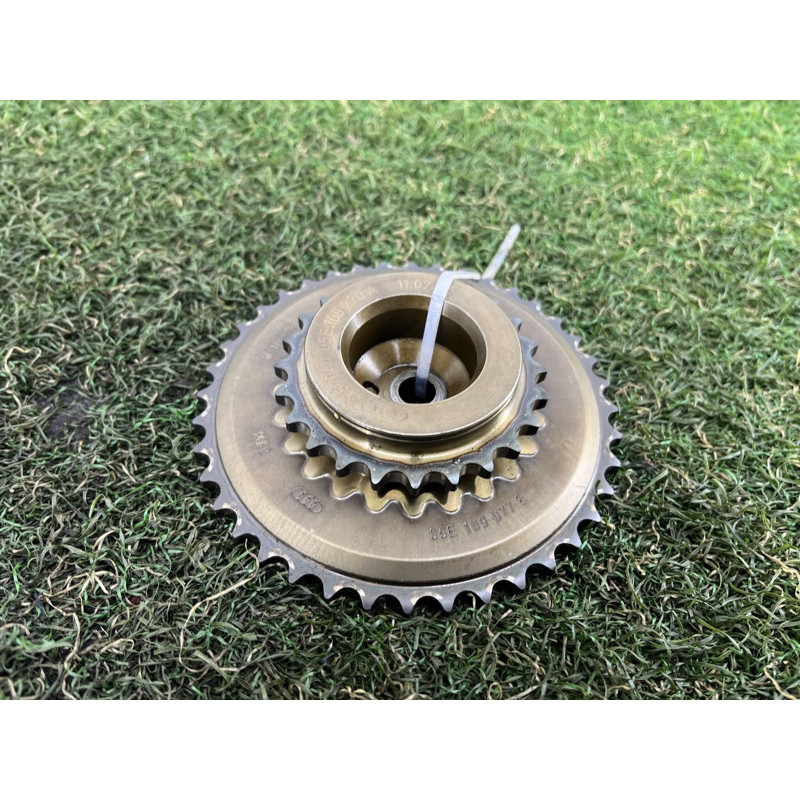 Звезда цепи ГРМ (двигатель и элементы) AUDI Q5 8R 2012 3.2 CALB 06E109077E