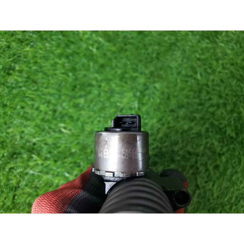 Форсунка топливная (топливная система) Volkswagen Golf 1K 2004 2.0 BKD 03G130073B