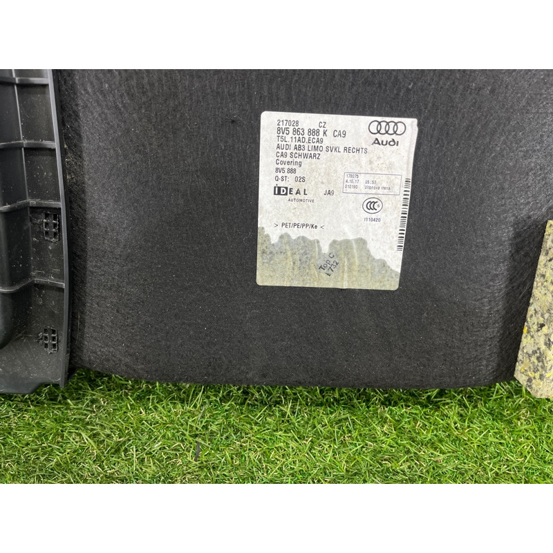 Обшивка багажника (салон) AUDI A3 8V 2018 2.0 CZRA 8V5863888KCA9