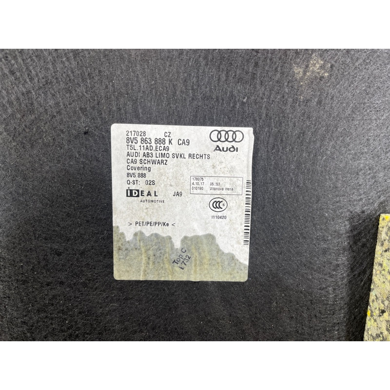 Обшивка багажника (салон) AUDI A3 8V 2018 2.0 CZRA 8V5863888KCA9