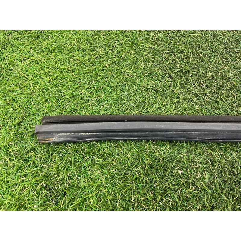 Форточка двери (кузов и элементы) Volkswagen Amarok 2H 2012 2.0 2H7845214C