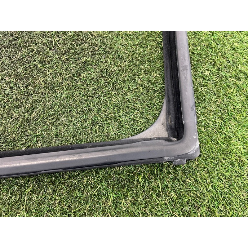 Форточка двери (кузов и элементы) Volkswagen Amarok 2H 2012 2.0 2H7845214C