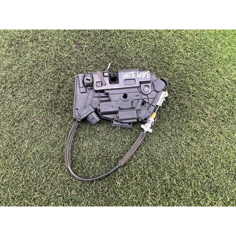 Замок двери (кузов и элементы) Volkswagen Amarok 2H 2012 2.0 5N0839016D