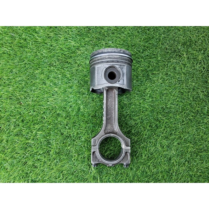 Поршень (двигатель и элементы) BMW X5 E53 M57d30