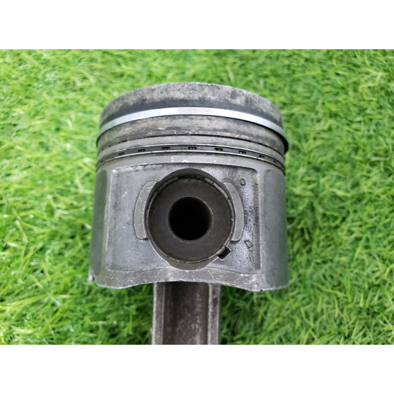 Поршень (двигатель и элементы) BMW X5 E53 M57d30