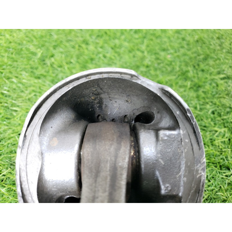 Поршень (двигатель и элементы) BMW X5 E53 M57d30