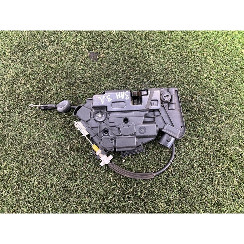 Замок двери (кузов и элементы) Volkswagen Amarok 2H 2012 2.0 5N0839015D