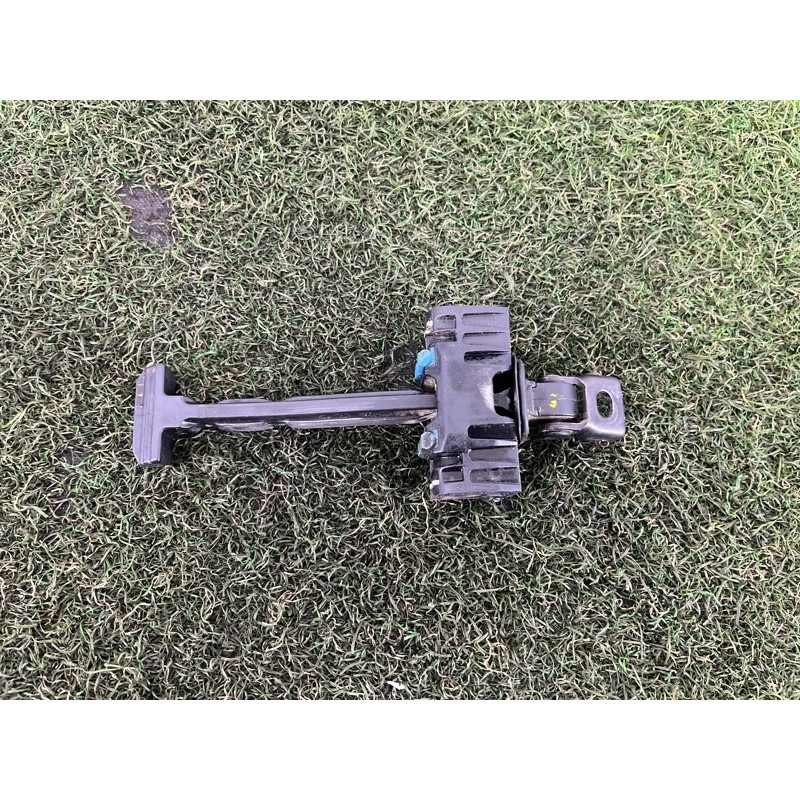 Ограничитель двери (кузов и элементы) Volkswagen Amarok 2H 2012 2.0 2H7839249