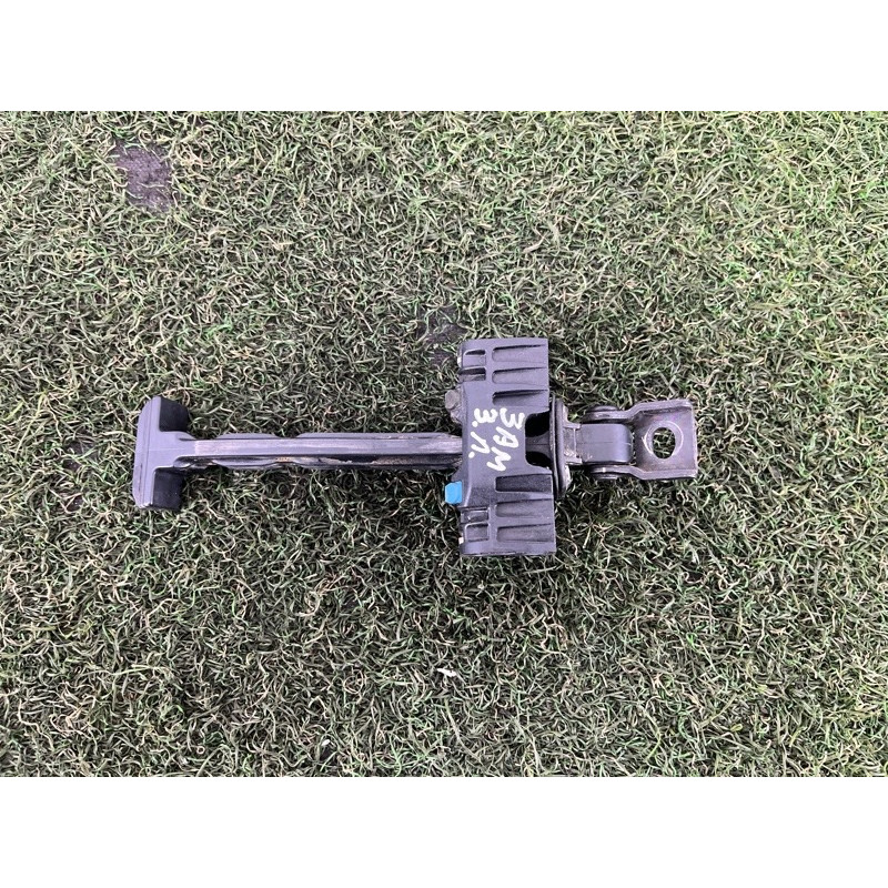 Ограничитель двери (кузов и элементы) Volkswagen Amarok 2H 2012 2.0 2H7839249