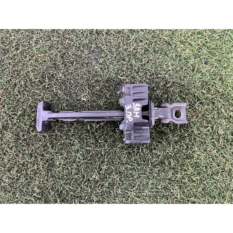 Ограничитель двери (кузов и элементы) Volkswagen Amarok 2H 2012 2.0 2H7839249