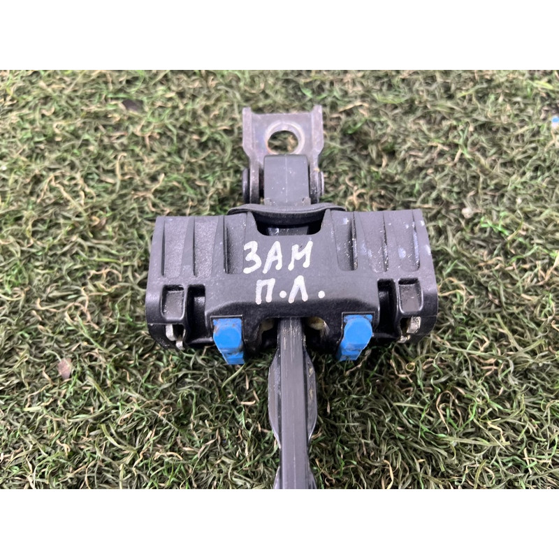 Ограничитель двери (кузов и элементы) Volkswagen Amarok 2H 2012 2.0 2H0837249