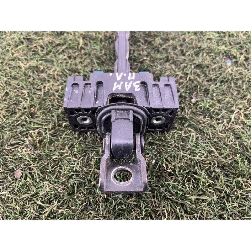 Ограничитель двери (кузов и элементы) Volkswagen Amarok 2H 2012 2.0 2H0837249