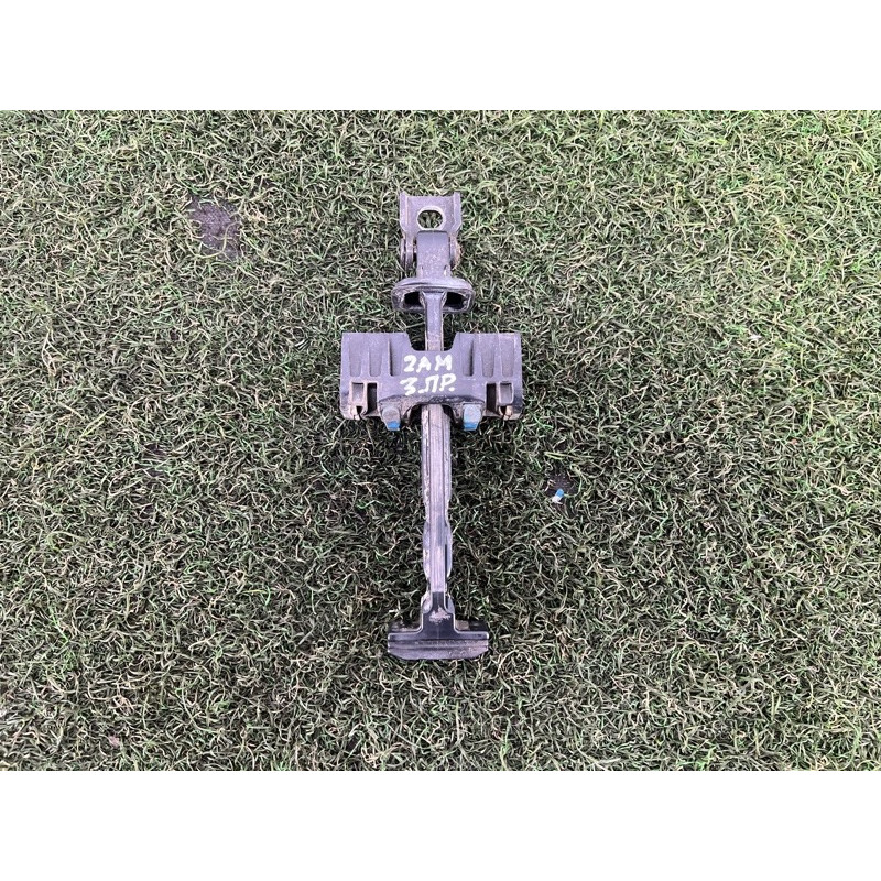 Ограничитель двери (кузов и элементы) Volkswagen Amarok 2H 2012 2.0 tdi 2H7839249