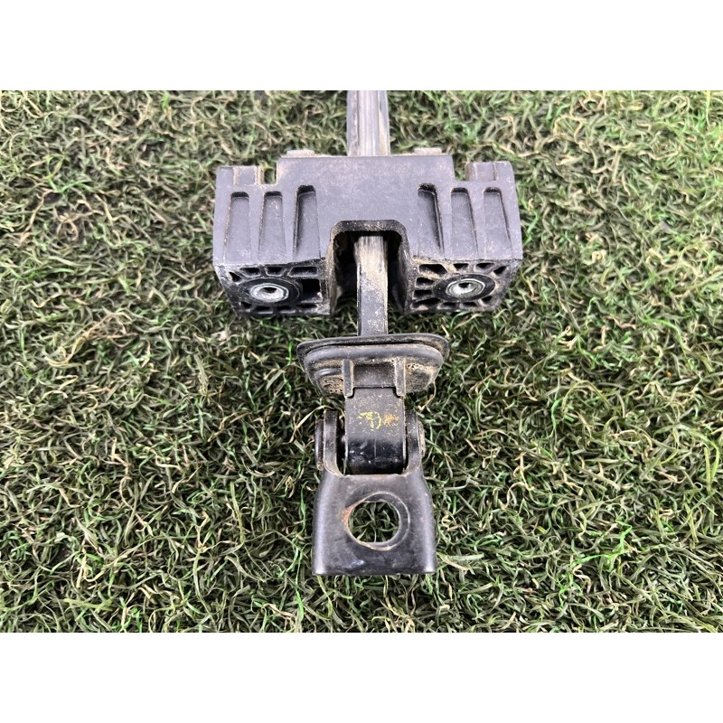 Ограничитель двери (кузов и элементы) Volkswagen Amarok 2H 2012 2.0 tdi 2H7839249