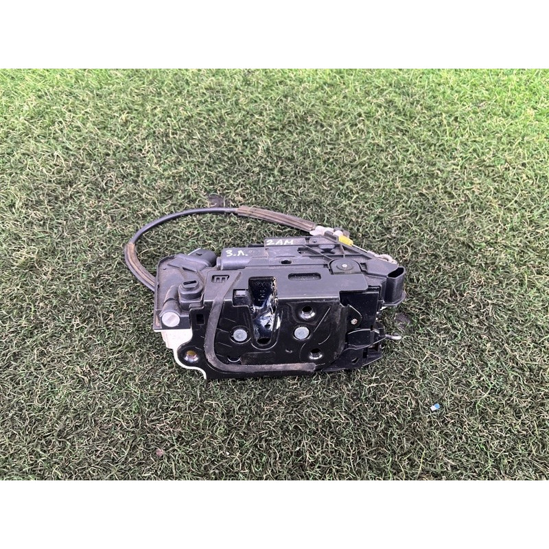 Замок двери (кузов и элементы) Volkswagen Amarok 2H 2012 2.0 tdi 5N0839015D