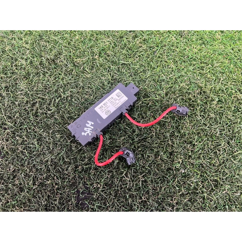 Датчик сигнализации (электрика / датчики) Volkswagen Amarok 2H 2012 2.0 1K8951171A