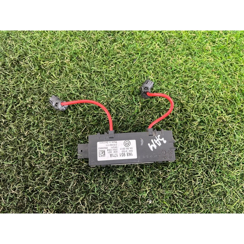 Датчик сигнализации (электрика / датчики) Volkswagen Amarok 2H 2012 2.0 1K8951171A