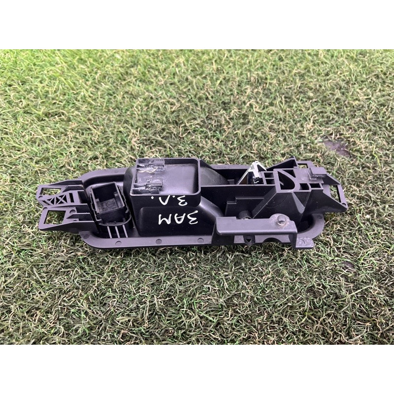 Ручка двери внутренняя (салон) Volkswagen Amarok 2H 2012 2.0 2H0837113DUBN