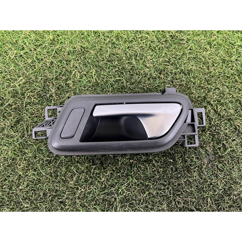 Ручка двери внутренняя (салон) Volkswagen Amarok 2H 2012 2.0 2H0837113DUBN