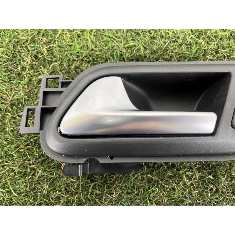 Ручка двери внутренняя (салон) Volkswagen Amarok 2H 2012 2.0 2H0837113DUBN