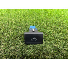 Кнопка освещения багажного отсека