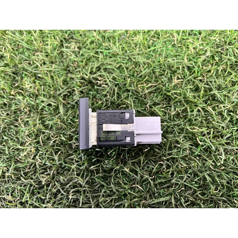 Кнопка включения полного привода (электрика / кнопки) Volkswagen Amarok 2H 2012 2.0 tdi 2H2927235CREH