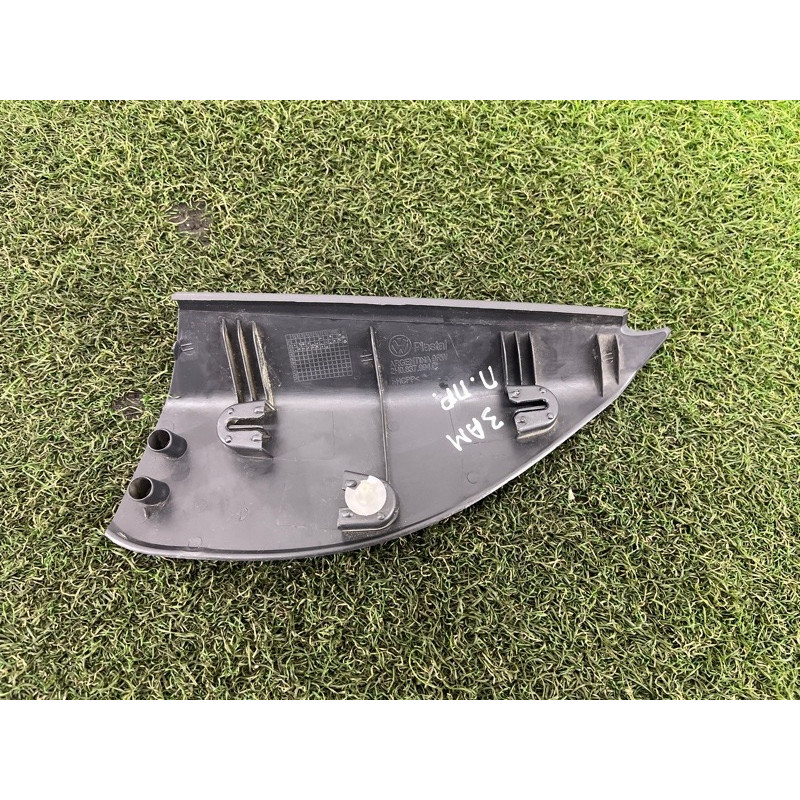 Молдинг двери (уголок) внутренний (кузов и элементы) Volkswagen Amarok 2H 2012 2.0 2H0837994C9B9