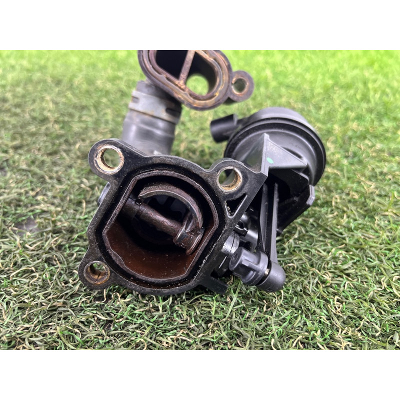 Клапан системы охлаждения (электрика / кнопки) Volkswagen Touareg II NF 2013 3.0 059121737J