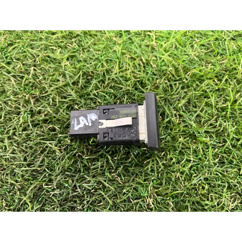 Кнопка антипробуксовочной системы (электрика / кнопки) Volkswagen Amarok 2H 2012 2.0 tdi 2H2927134BREH