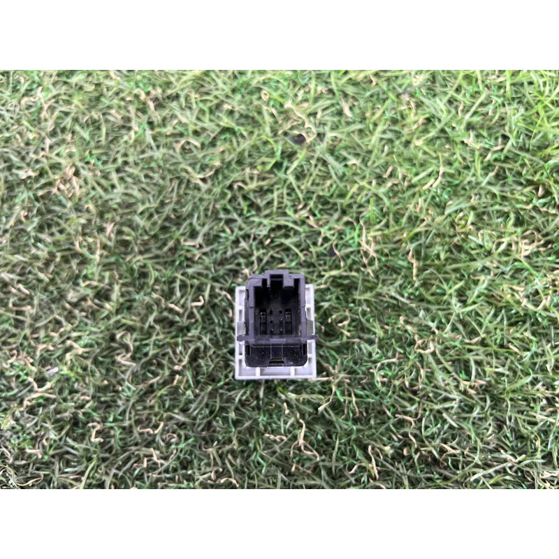 Кнопка антипробуксовочной системы (электрика / кнопки) Volkswagen Amarok 2H 2012 2.0 tdi 2H2927134BREH