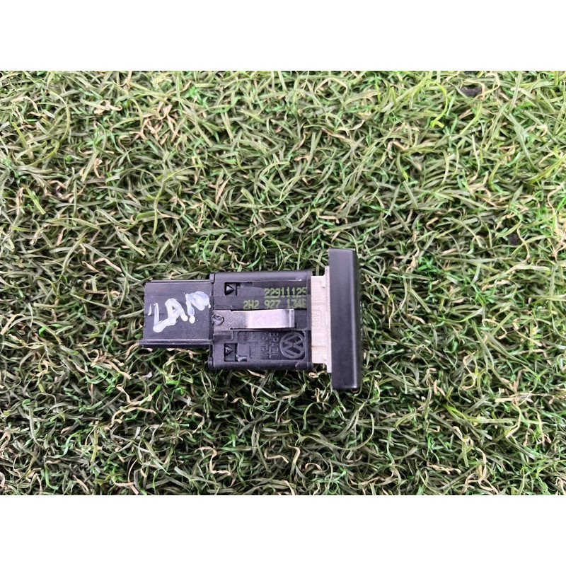 Кнопка антипробуксовочной системы (электрика / кнопки) Volkswagen Amarok 2H 2012 2.0 tdi 2H2927134BREH