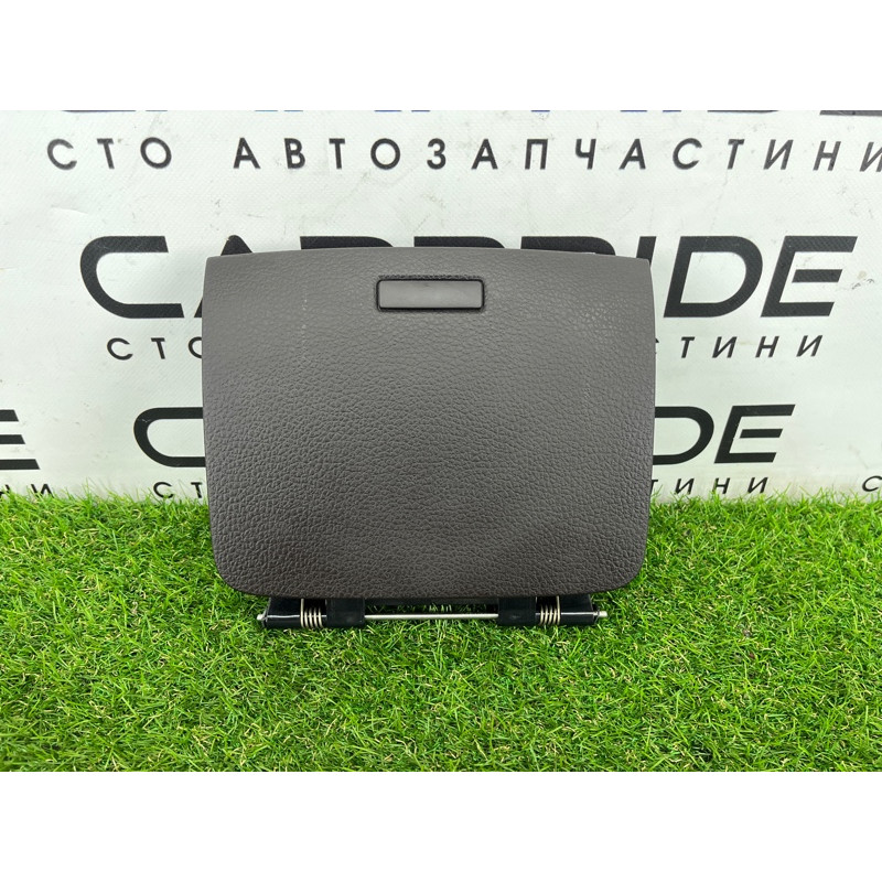 Бардачок водительский (салон) Volkswagen Touareg NF 2012 3.6 7P6857922G4A1