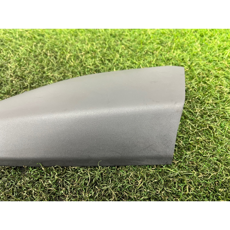 Молдинг двери (уголок) внутренний (кузов и элементы) Volkswagen Amarok 2H 2012 2.0 tdi 2H0837993C9B9