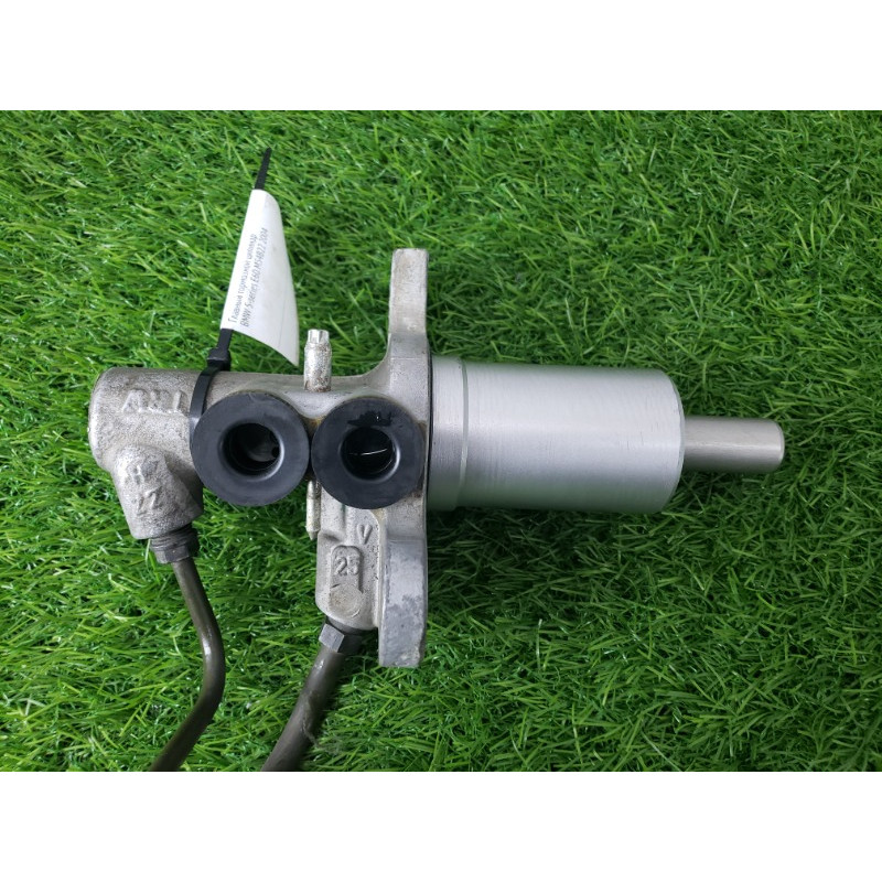 Главный тормозной цилиндр (тормозная система) BMW 5-series E60 2004 M54B22