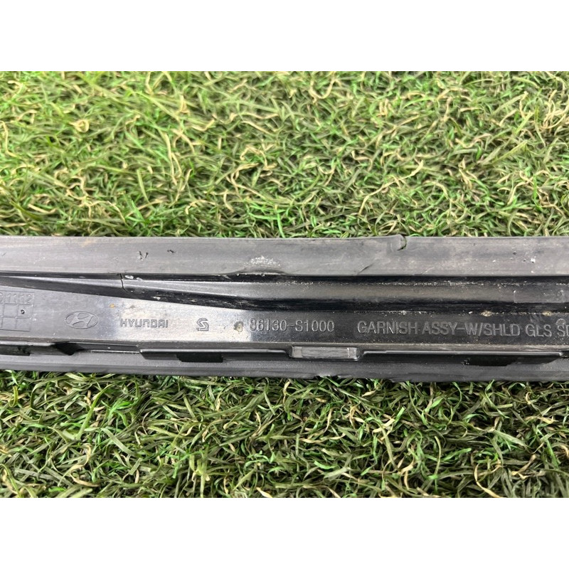 Молдинг лобового стекла (кузов и элементы) Hyundai Santa Fe TM 2019 2.0 GDi Turbo 86130S1000