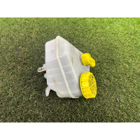 Бачок тормозной жидкости