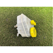 Бачок тормозной жидкости