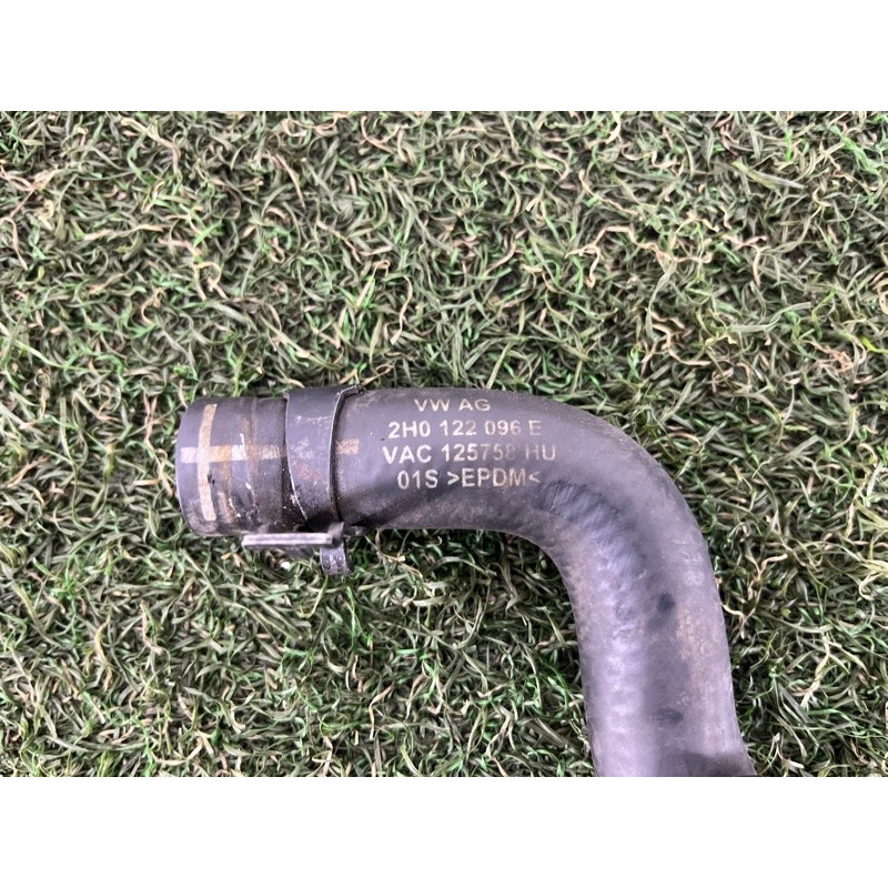 Патрубок (система охлаждения) Volkswagen Amarok 2H 2012 2.0 tdi 2H0122096E