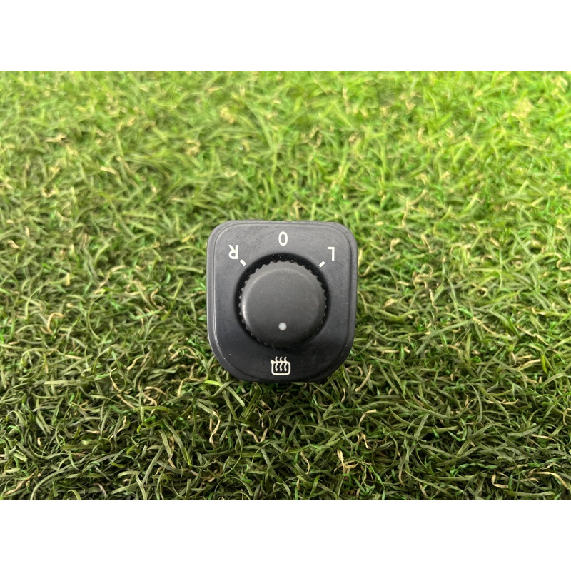 Кнопка регулировки зеркала (электрика / кнопки) Volkswagen Amarok 2H 2012 2.0 tdi 2H0959565REH